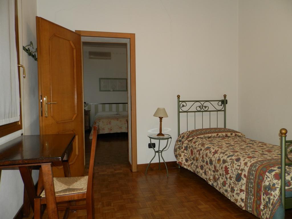 Agriturismo Ca Rossa Pegognaga Стая снимка